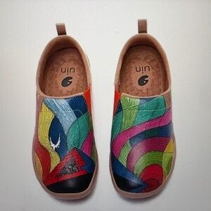 UIN Women's Walking Shoes Slip On Microfiber Casual Loafers - NEVER WORN!
